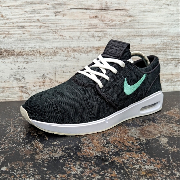 janoski max 2 black